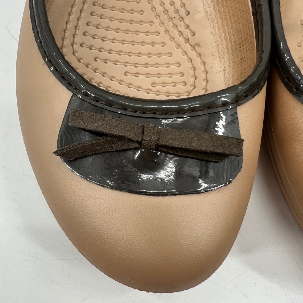 Crocs Olivia Ballet Flat Women 8 Tan Brown Bow Croslite Comfortable Slip On - Picture 6 of 10